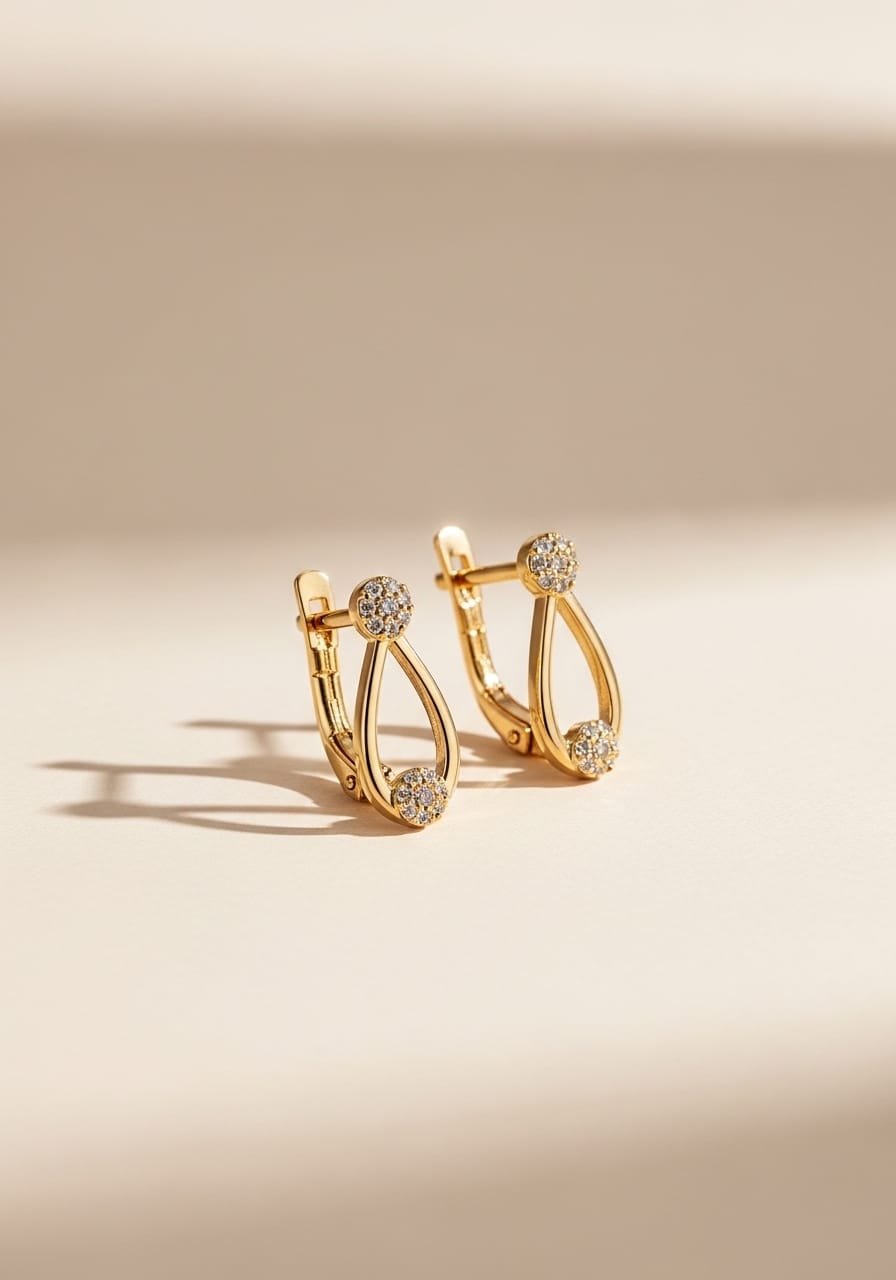 Brincos sofisticados Stern Semi Joias